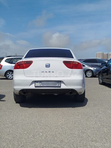 SEAT Exeo 2011, 233,000 km - 2.0 l - Bakı