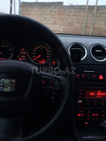 SEAT Exeo 2011, 233,000 km - 2.0 l - Bakı