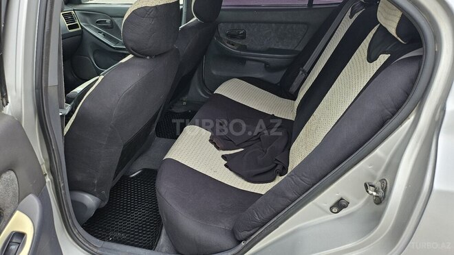 Hyundai Elantra 2002, 254,645 km - 2.0 l - Sumqayıt
