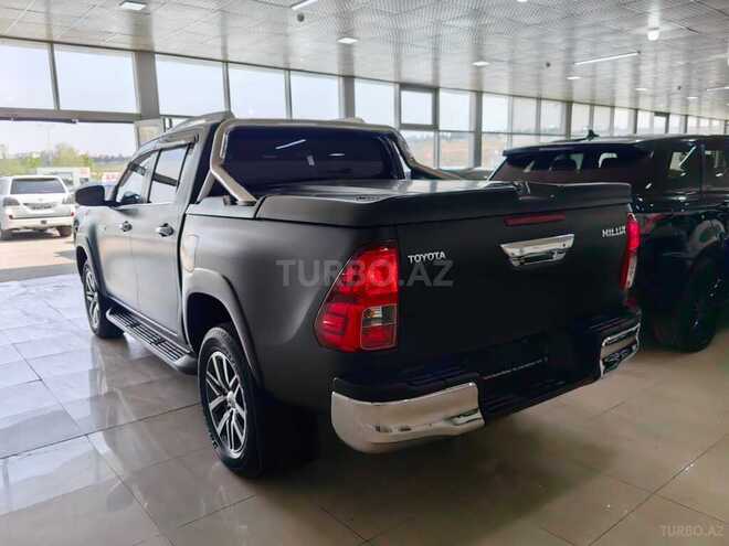 Toyota Hilux 2016, 136,000 km - 2.4 l - Bakı