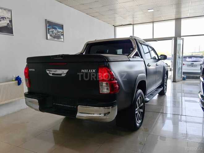 Toyota Hilux 2016, 136,000 km - 2.4 l - Bakı