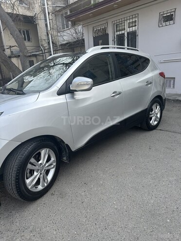 Hyundai ix35 2010, 133,000 km - 2.0 l - Bakı