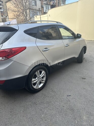 Hyundai ix35 2010, 133,000 km - 2.0 l - Bakı