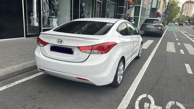 Hyundai Elantra 2013, 200,000 km - 1.8 l - Bakı