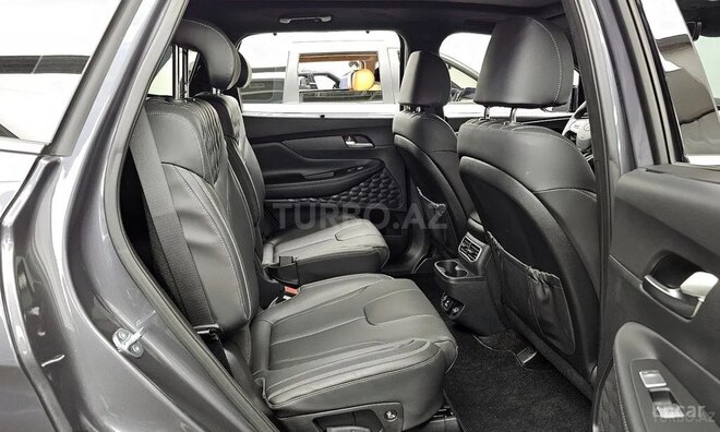 Hyundai Santa Fe 2023, 31,000 km - 1.6 l - Bakı