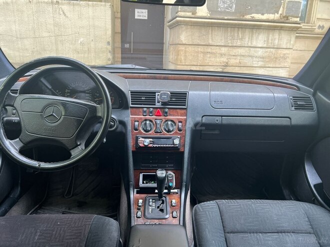 Mercedes C 240 1997, 240,000 km - 2.4 l - Bakı