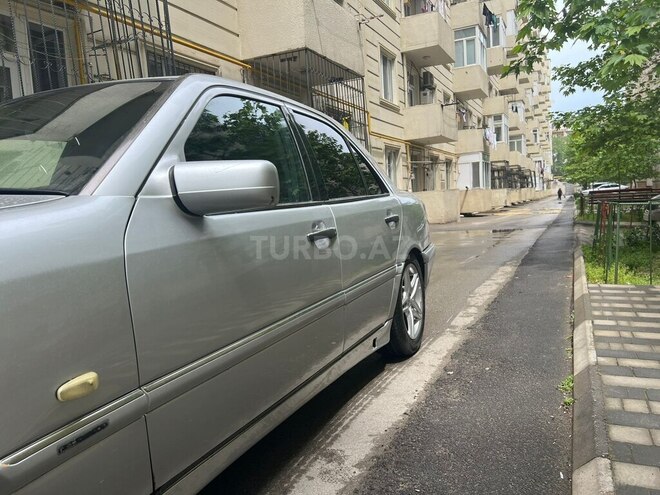 Mercedes C 240 1997, 240,000 km - 2.4 l - Bakı