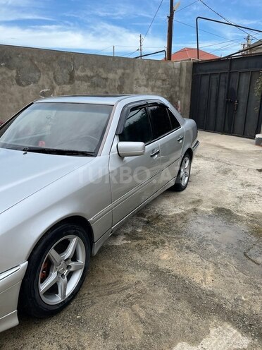 Mercedes C 230 2000, 456,719 km - 2.3 l - Sumqayıt