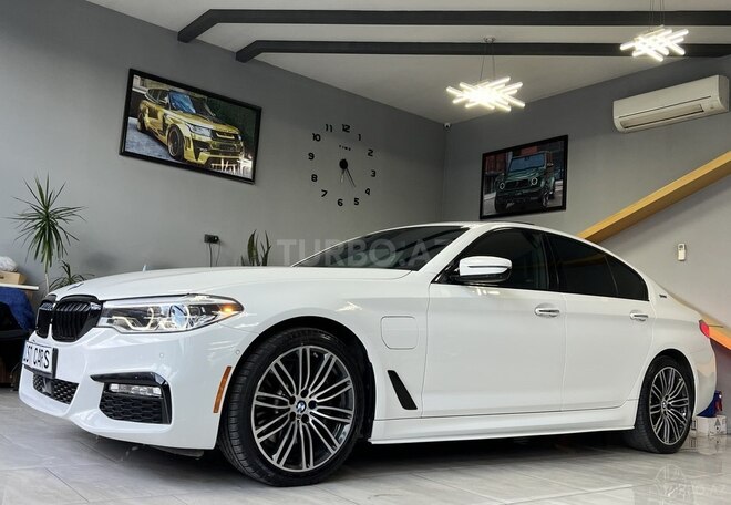 BMW 530e-3