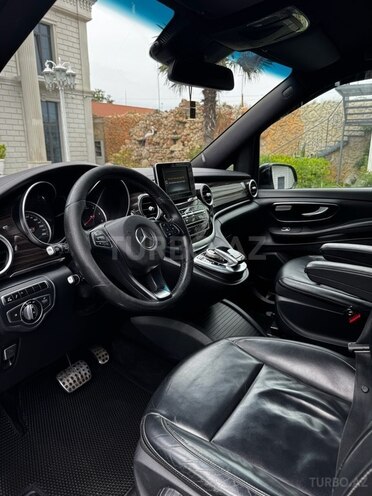 Mercedes V 250-7