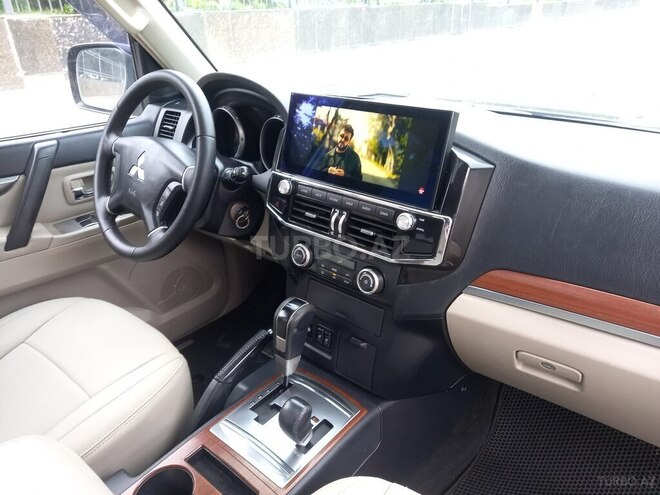 Mitsubishi Pajero 2007, 208,000 km - 3.0 l - Bakı