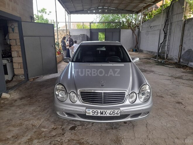 Mercedes E 220 d 2002, 332,000 km - 2.2 л - Bakı