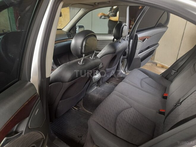 Mercedes E 220 d 2002, 332,000 km - 2.2 л - Bakı