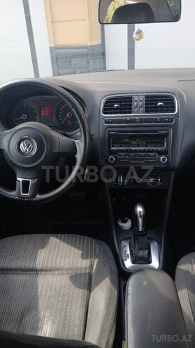 Volkswagen Polo 2012, 280,000 km - 1.6 l - Bakı