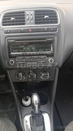 Volkswagen Polo 2012, 280,000 km - 1.6 l - Bakı