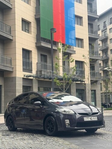 Toyota Prius 2015, 270,000 km - 1.8 л - Bakı