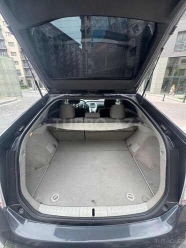 Toyota Prius 2015, 270,000 km - 1.8 л - Bakı