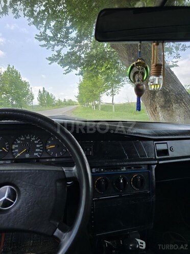 Mercedes 190 1991, 421,326 km - 2.0 l - Füzuli