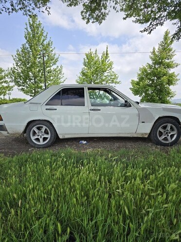 Mercedes 190 1991, 421,326 km - 2.0 l - Füzuli