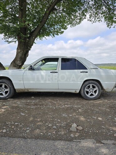 Mercedes 190 1991, 421,326 km - 2.0 l - Füzuli