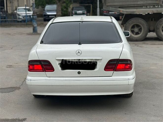 Mercedes E 240 1999, 406,000 km - 2.4 l - Bakı