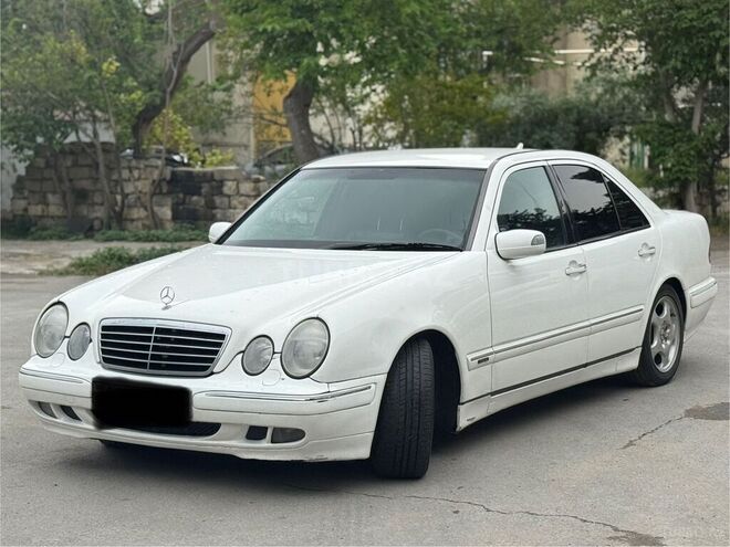 Mercedes E 240 1999, 406,000 km - 2.4 l - Bakı