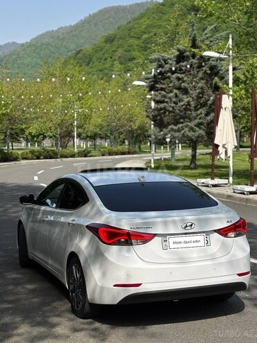 Hyundai Elantra 2014, 170,000 km - 1.8 l - Qəbələ