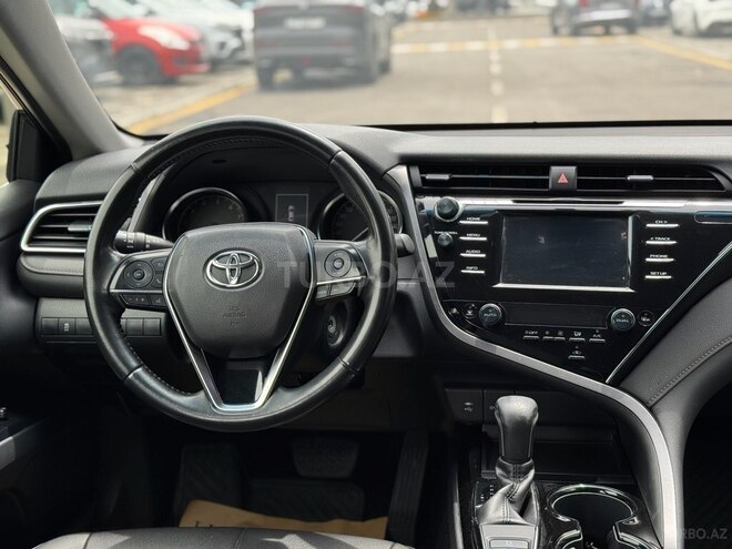 Toyota Camry 2018, 180,000 km - 2.5 l - Bakı