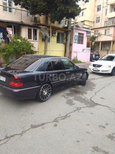 Mercedes C 240 1997, 289,984 km - 2.4 l - Bakı