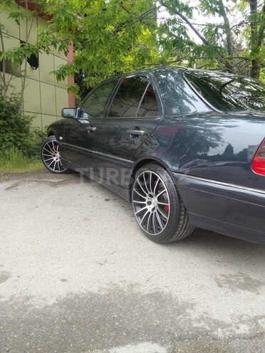 Mercedes C 240 1997, 289,984 km - 2.4 l - Bakı