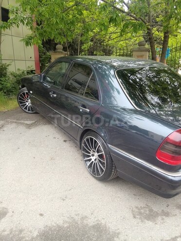Mercedes C 240 1997, 289,984 km - 2.4 l - Bakı