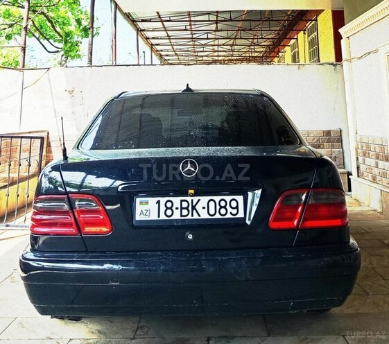 Mercedes E 240 1999, 212,309 km - 2.4 л - Şirvan