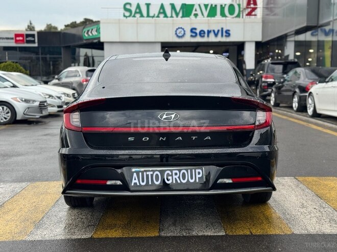 Hyundai Sonata-6