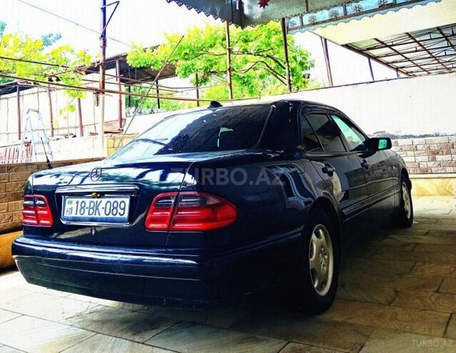 Mercedes E 240 1999, 212,309 km - 2.4 л - Şirvan