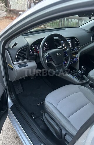 Hyundai Elantra 2016, 115,873 km - 2.0 л - Sumqayıt