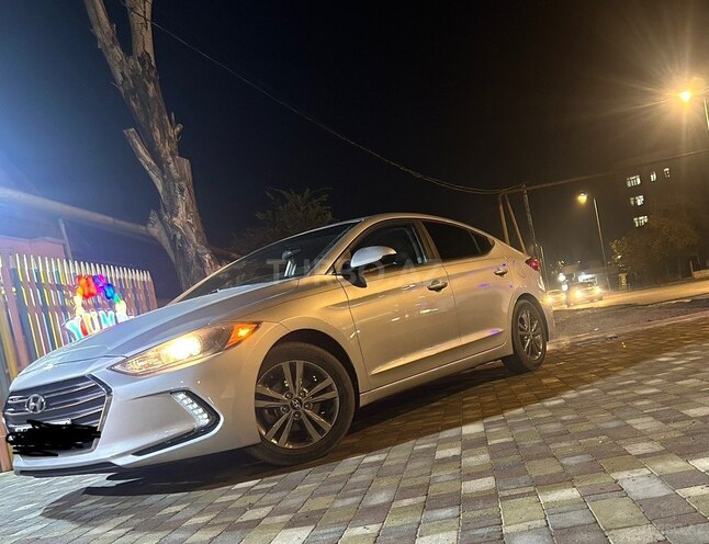 Hyundai Elantra 2016, 115,873 km - 2.0 л - Sumqayıt
