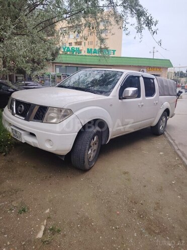 Nissan Navara 2014, 438,000 km - 2.5 l - Bakı