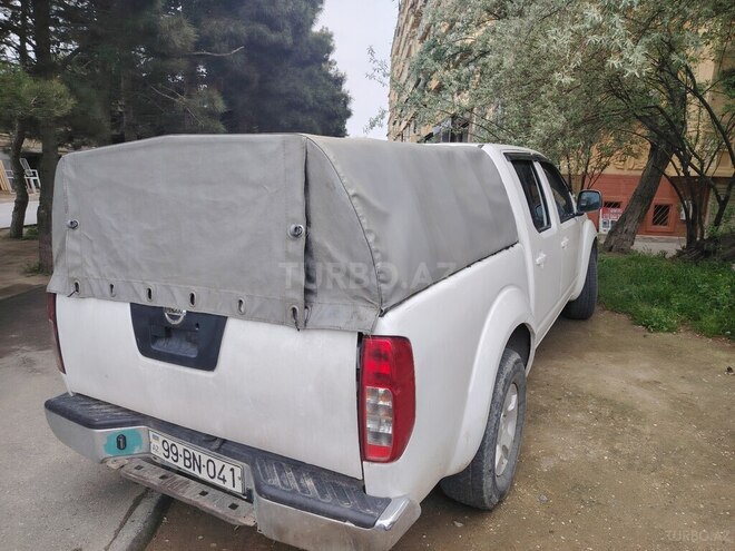 Nissan Navara 2014, 438,000 km - 2.5 l - Bakı