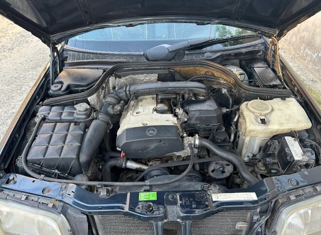 Mercedes C 180 1997, 217,000 km - 1.8 л - Bakı