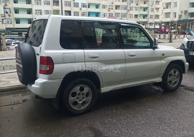 Mitsubishi Pajero io 2000, 220,919 km - 2.0 л - Bakı
