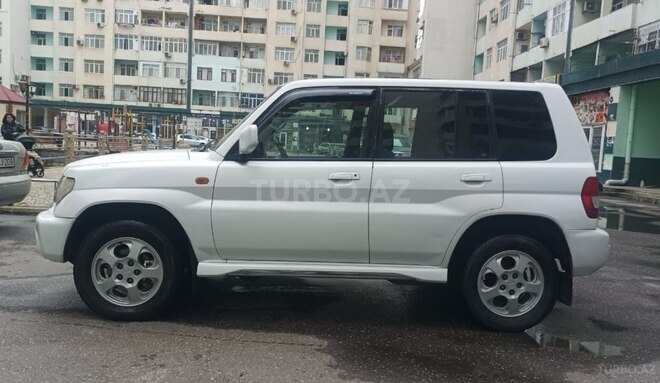 Mitsubishi Pajero io 2000, 220,919 km - 2.0 л - Bakı