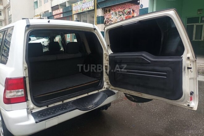 Mitsubishi Pajero io 2000, 220,919 km - 2.0 л - Bakı