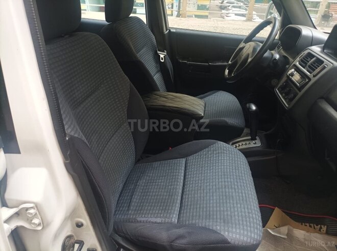 Mitsubishi Pajero io 2000, 220,919 km - 2.0 л - Bakı