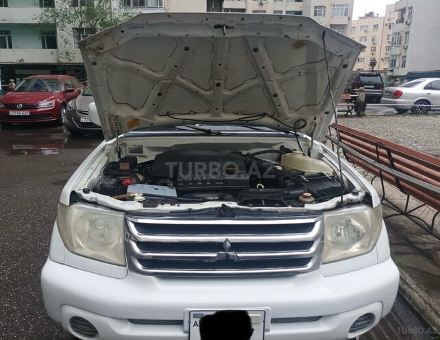 Mitsubishi Pajero io 2000, 220,919 km - 2.0 л - Bakı