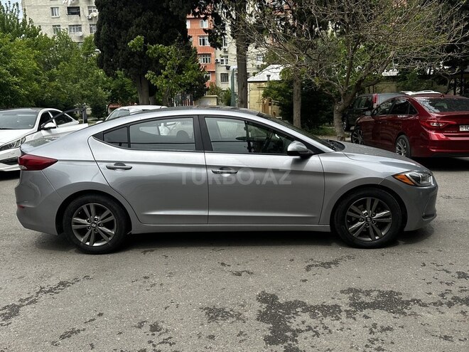 Hyundai Elantra 2017, 120,000 km - 2.0 l - Bakı