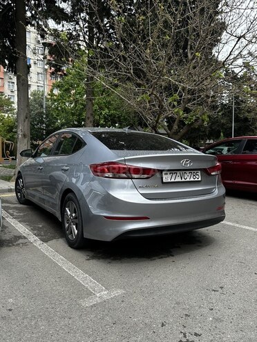 Hyundai Elantra 2017, 120,000 km - 2.0 l - Bakı
