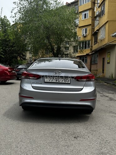 Hyundai Elantra 2017, 120,000 km - 2.0 l - Bakı