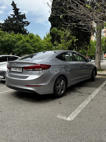 Hyundai Elantra 2017, 120,000 km - 2.0 l - Bakı