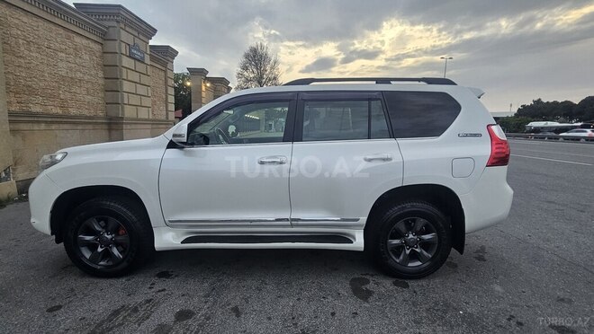 Toyota Land Cruiser Prado 2011, 280,000 km - 2.7 l - Bakı