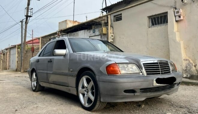 Mercedes C 220 d 1997, 670,900 km - 2.2 l - Bakı